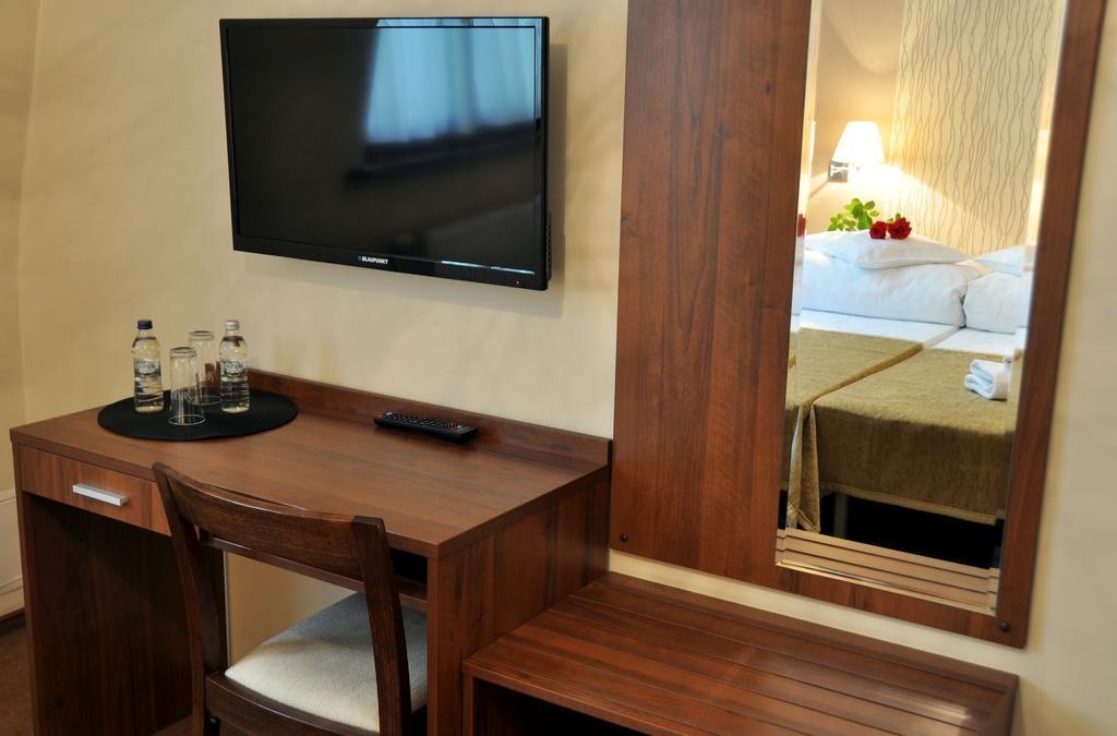 Willa Strzelnica Hotel Koscierzyna Room photo